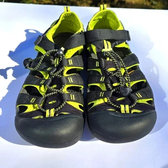 Keen Newport H2 Hiking Outdoors Water Sport Sandals Black Women 8-8.5 Big Kid 7 - Picture 12 of 12